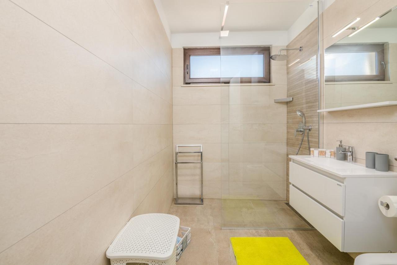 Apartments Sunrise Krk Кърк Екстериор снимка
